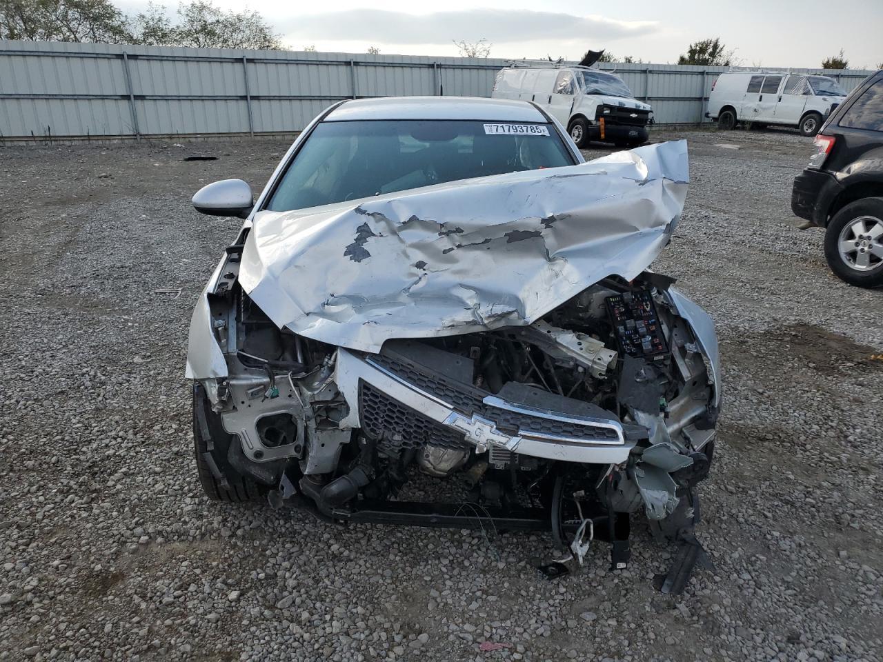 2011 CHEVROLET CRUZE