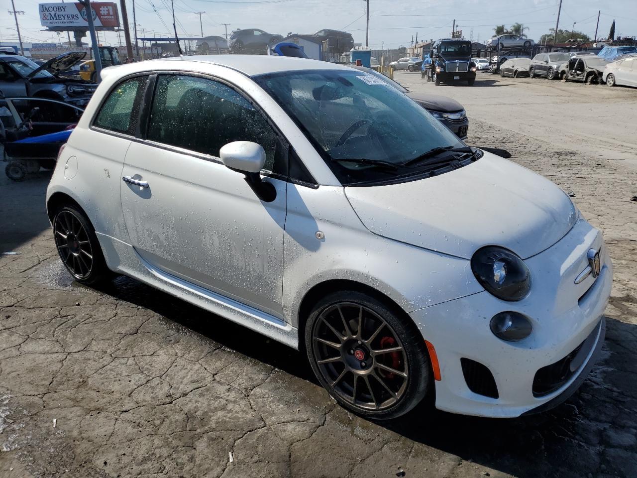 2017 FIAT 500