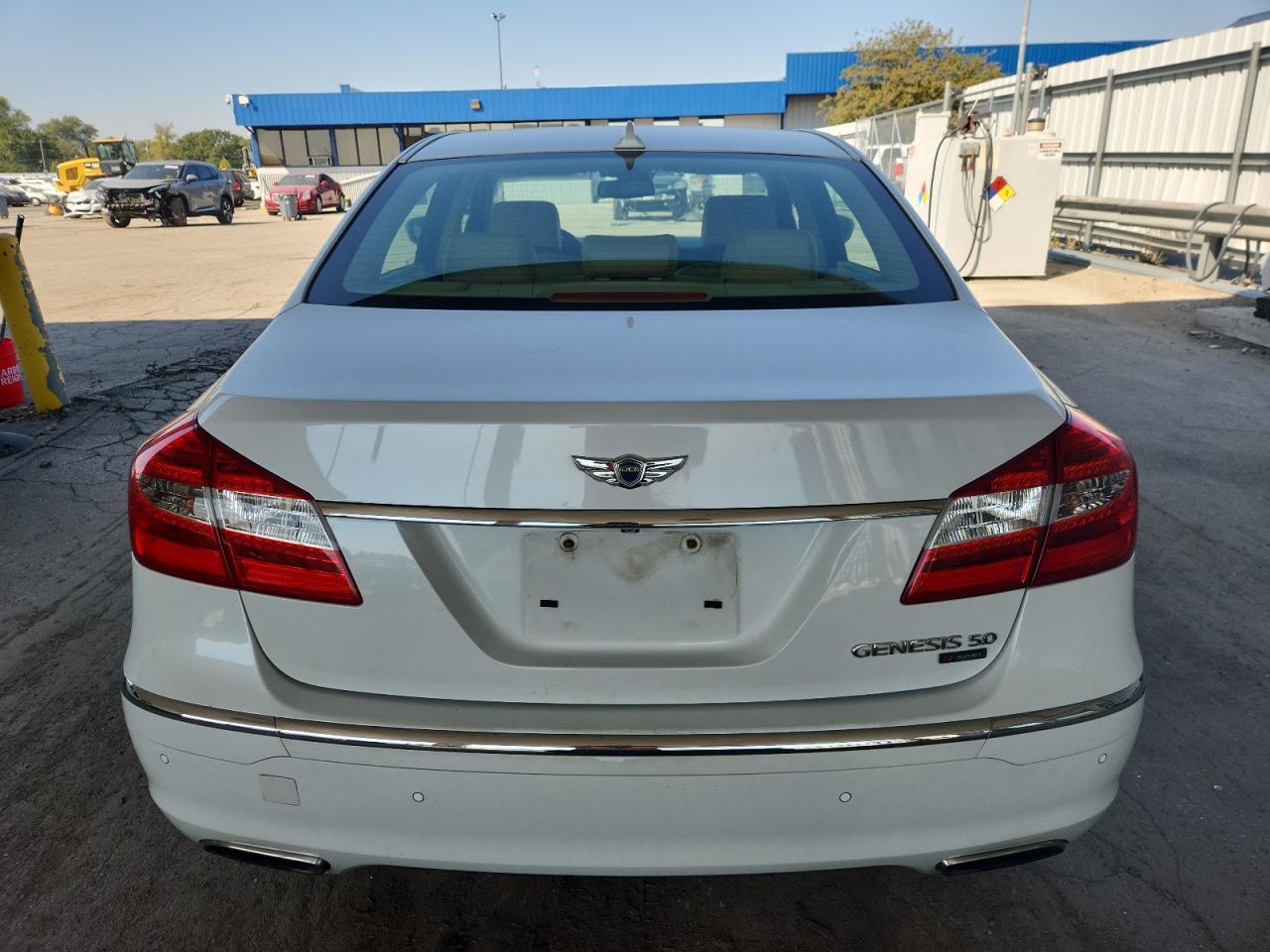 2013 HYUNDAI GENESIS
