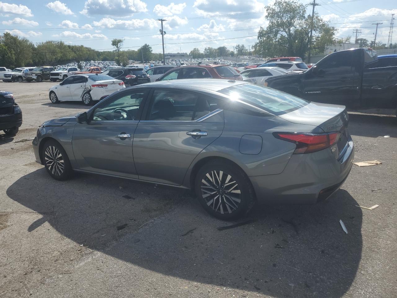 2023 NISSAN ALTIMA