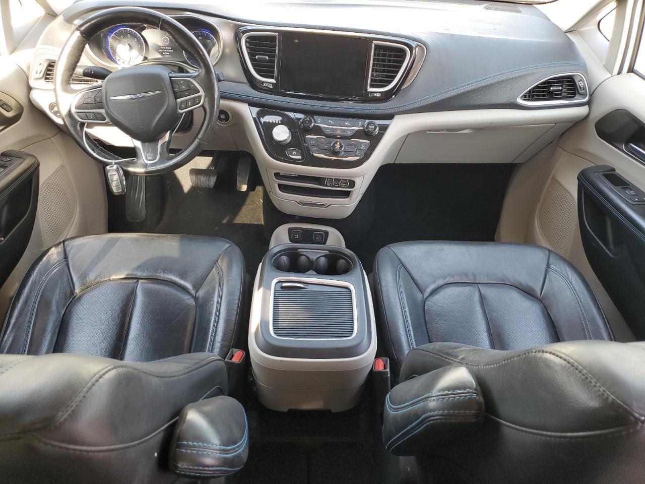 2021 CHRYSLER Pacifica
