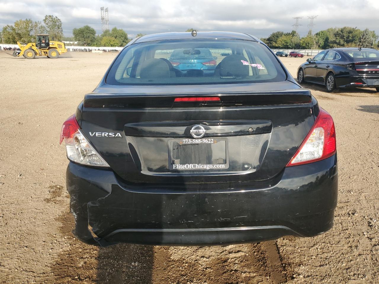 2017 NISSAN VERSA