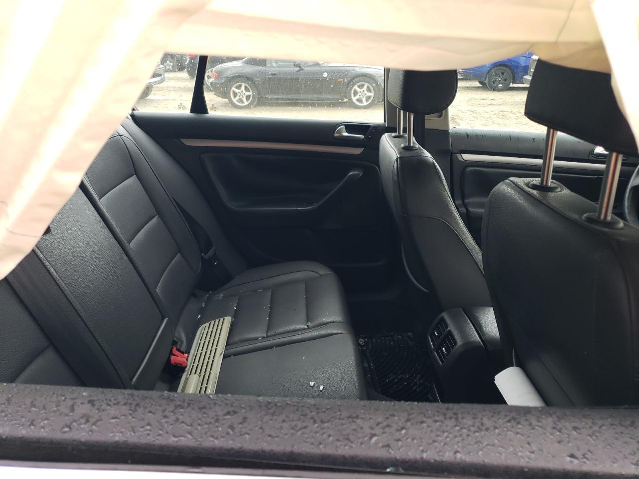2006 VOLKSWAGEN JETTA