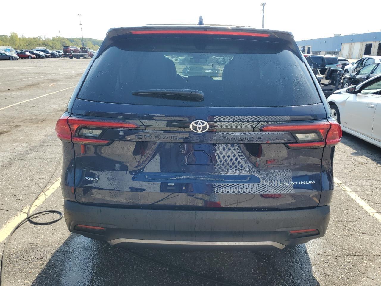 2025 TOYOTA HIGHLANDER