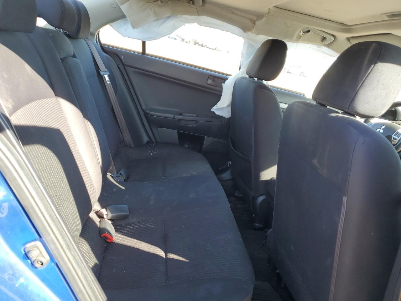 2015 MITSUBISHI LANCER