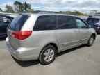 2004 TOYOTA SIENNA