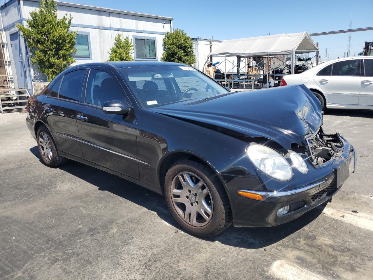 2004 MERCEDES-BENZ E-Class
