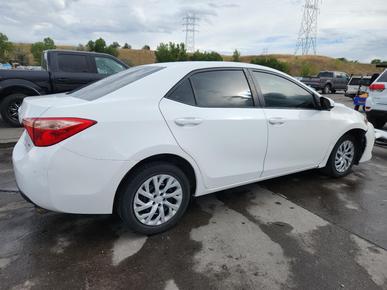 2018 TOYOTA COROLLA