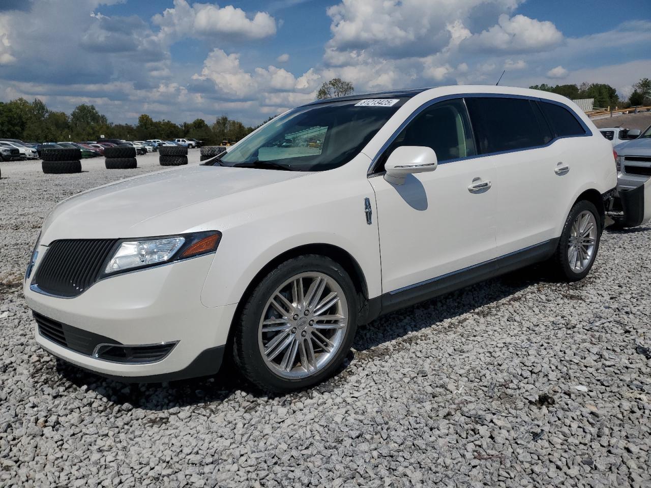 2013 LINCOLN MKT