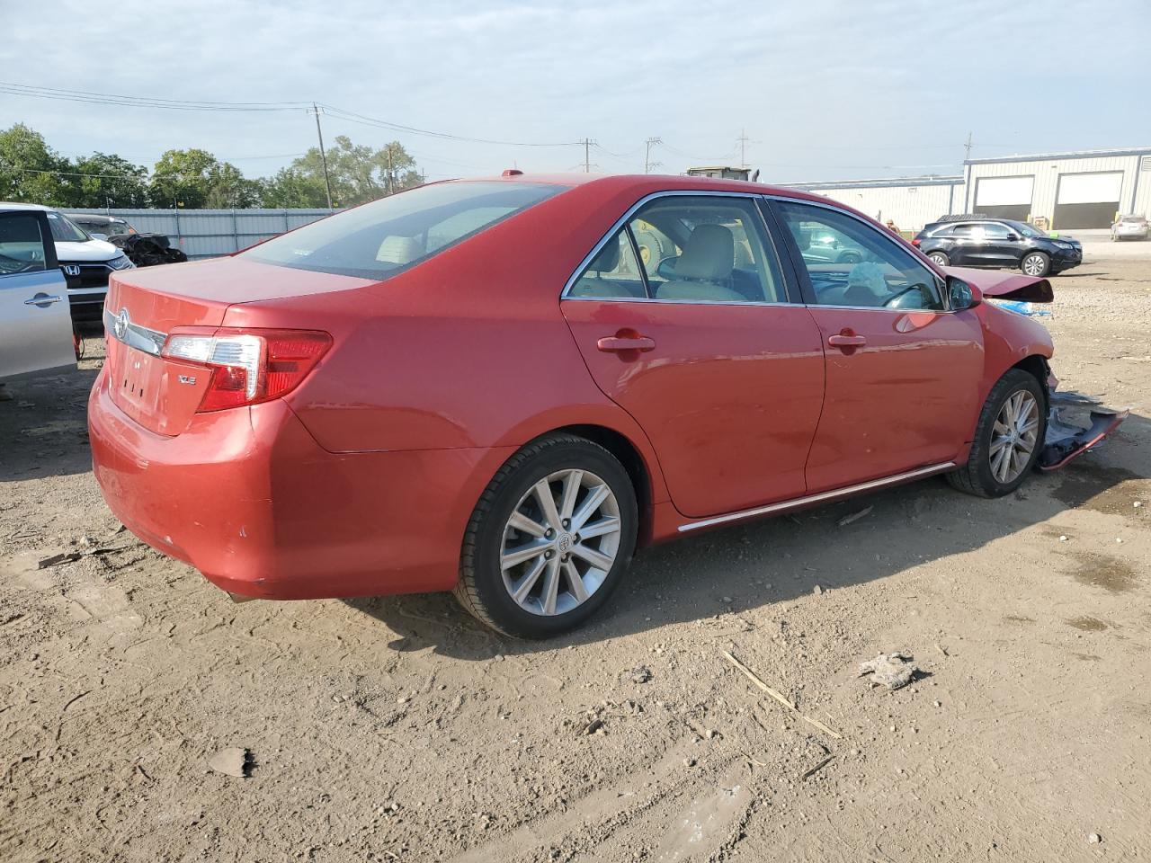 2012 TOYOTA CAMRY
