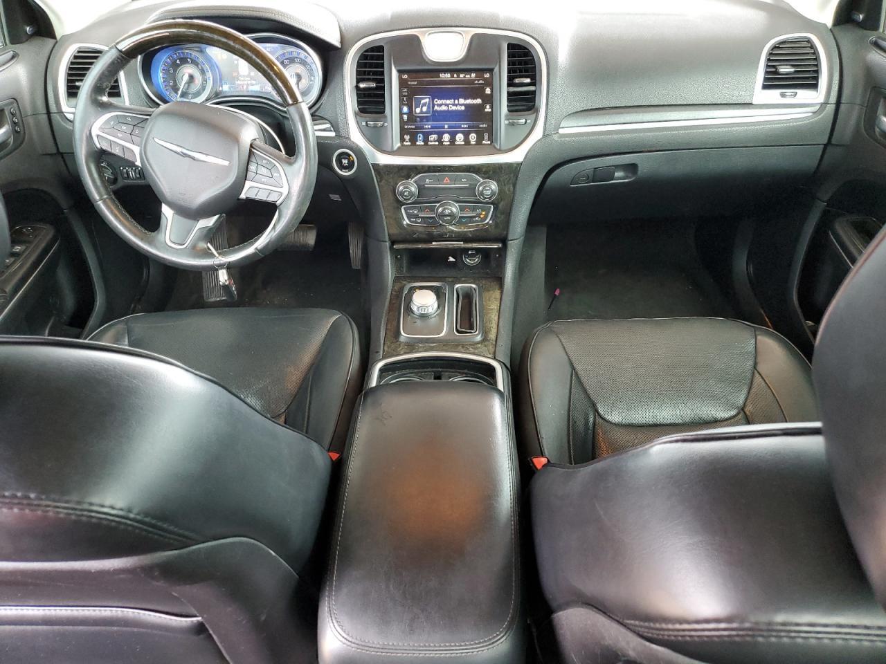 2016 CHRYSLER 300