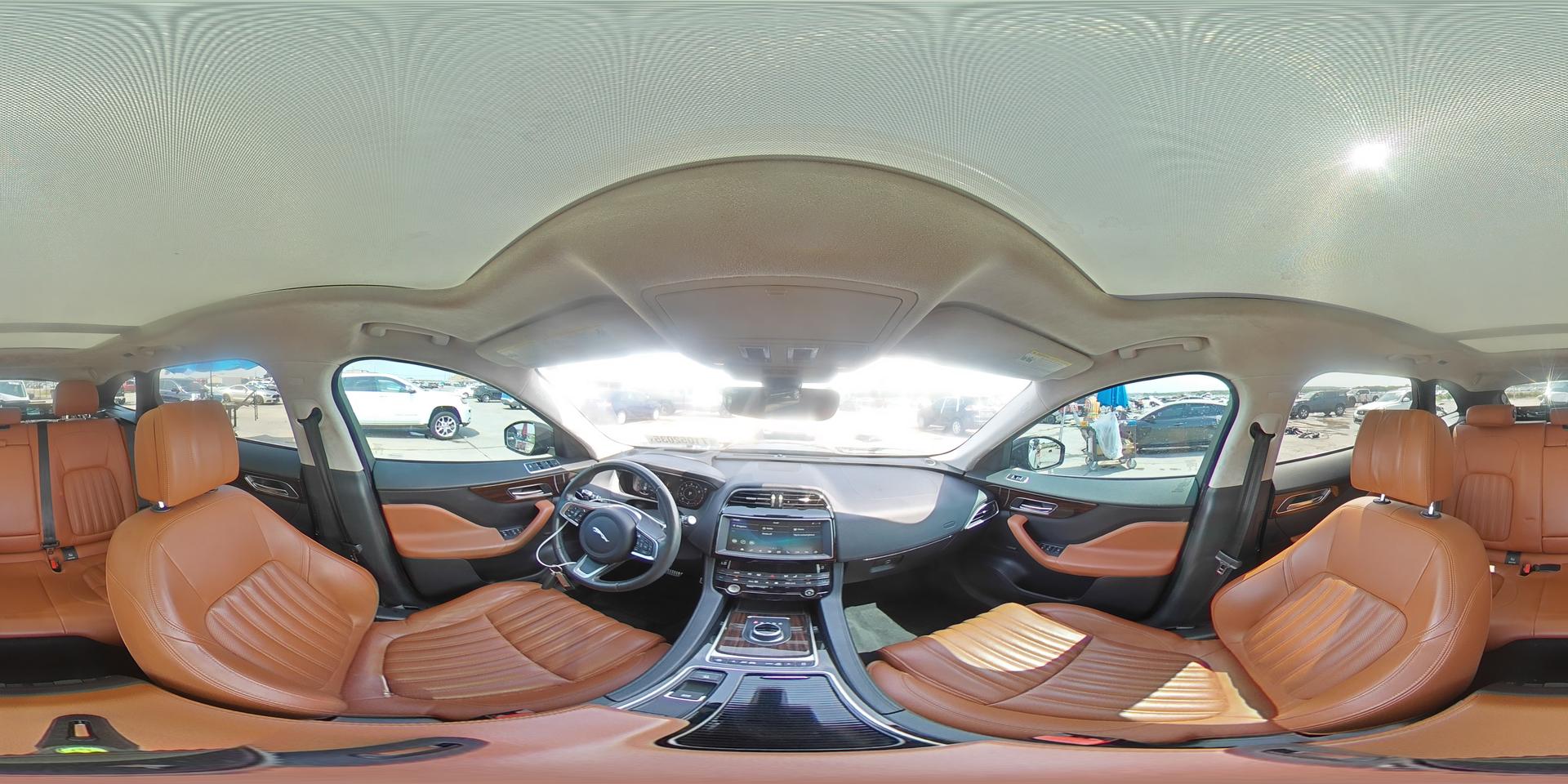 2019 JAGUAR F-Pace