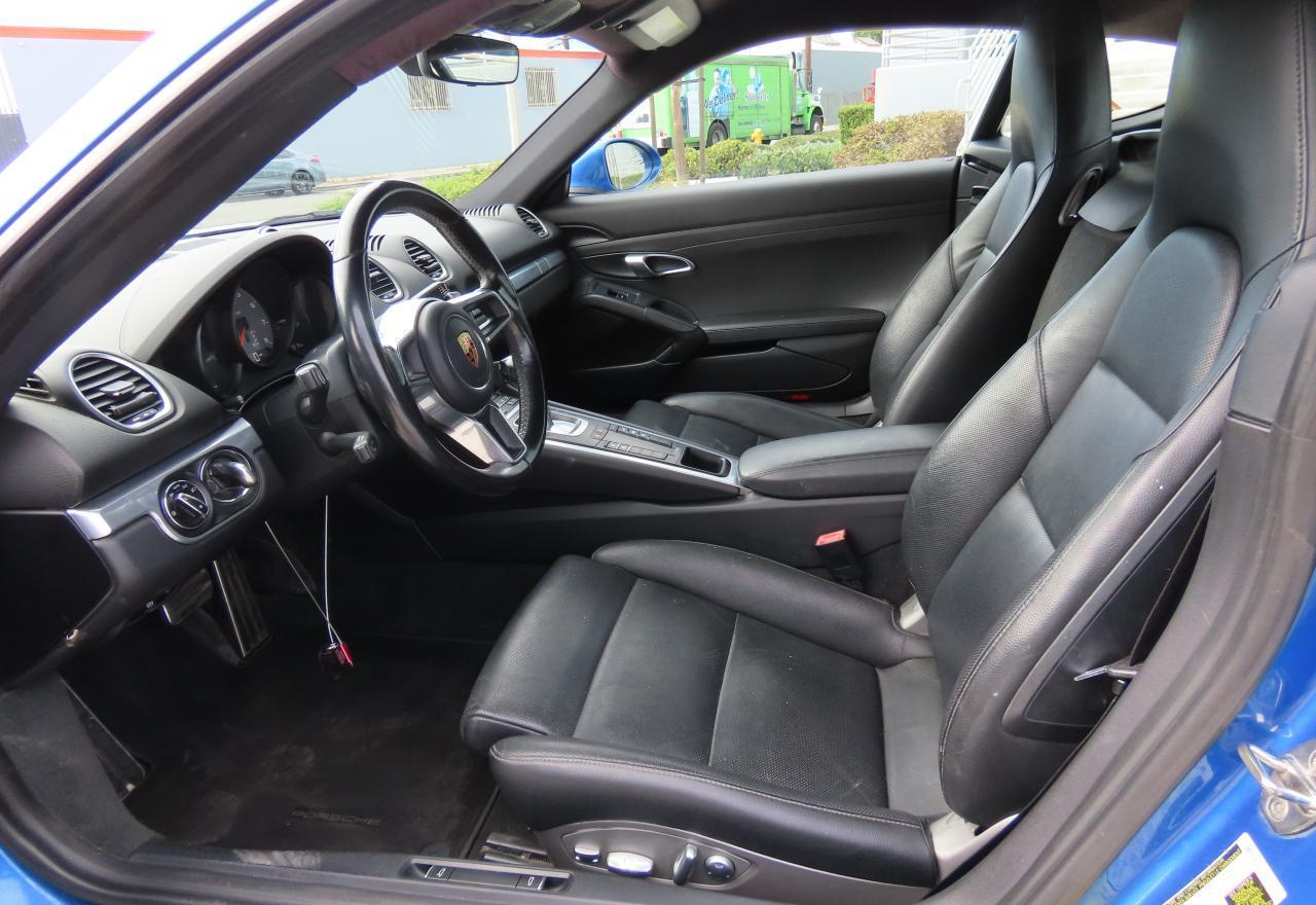 2017 PORSCHE Cayman