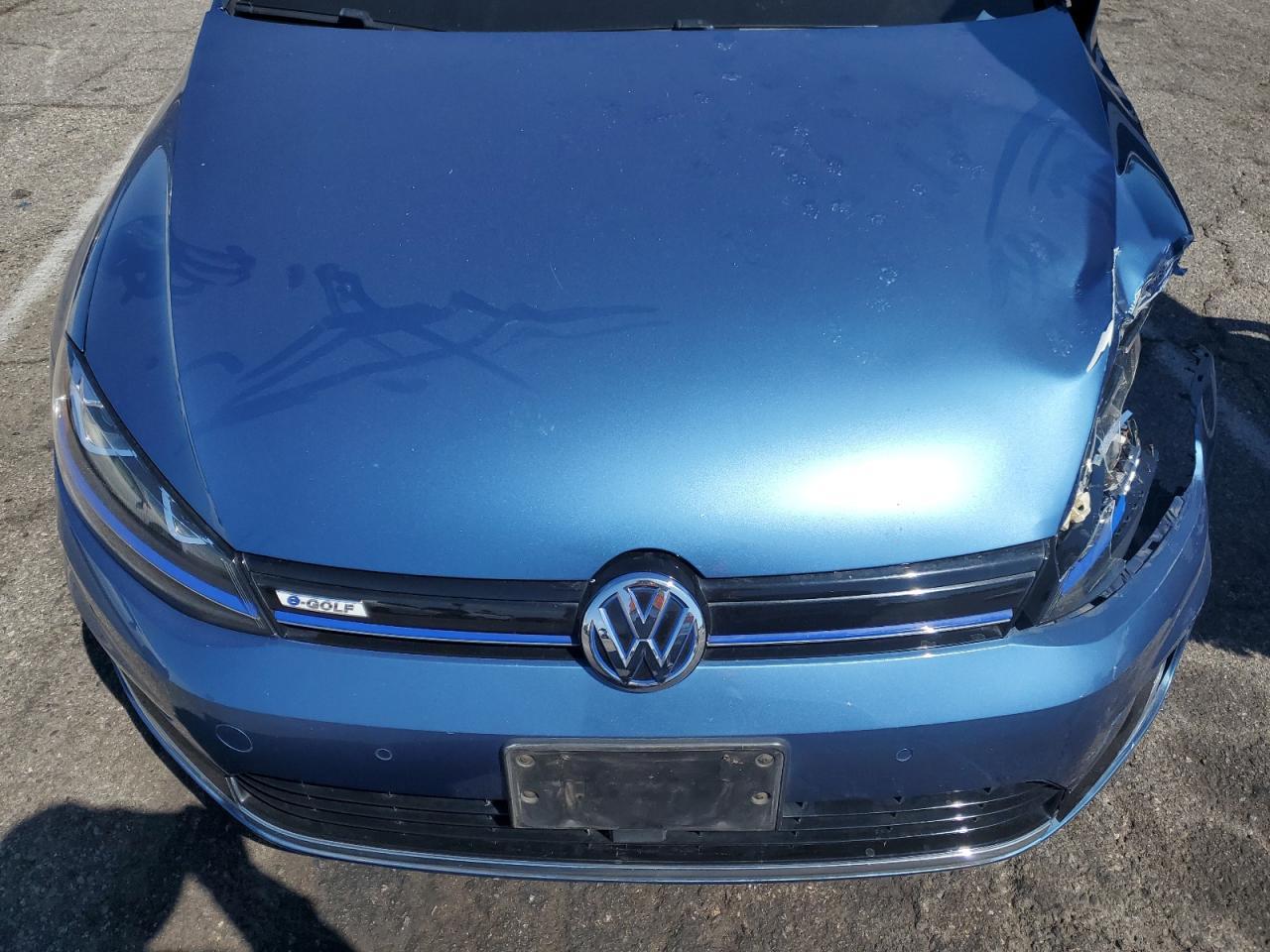 2016 VOLKSWAGEN e-Golf