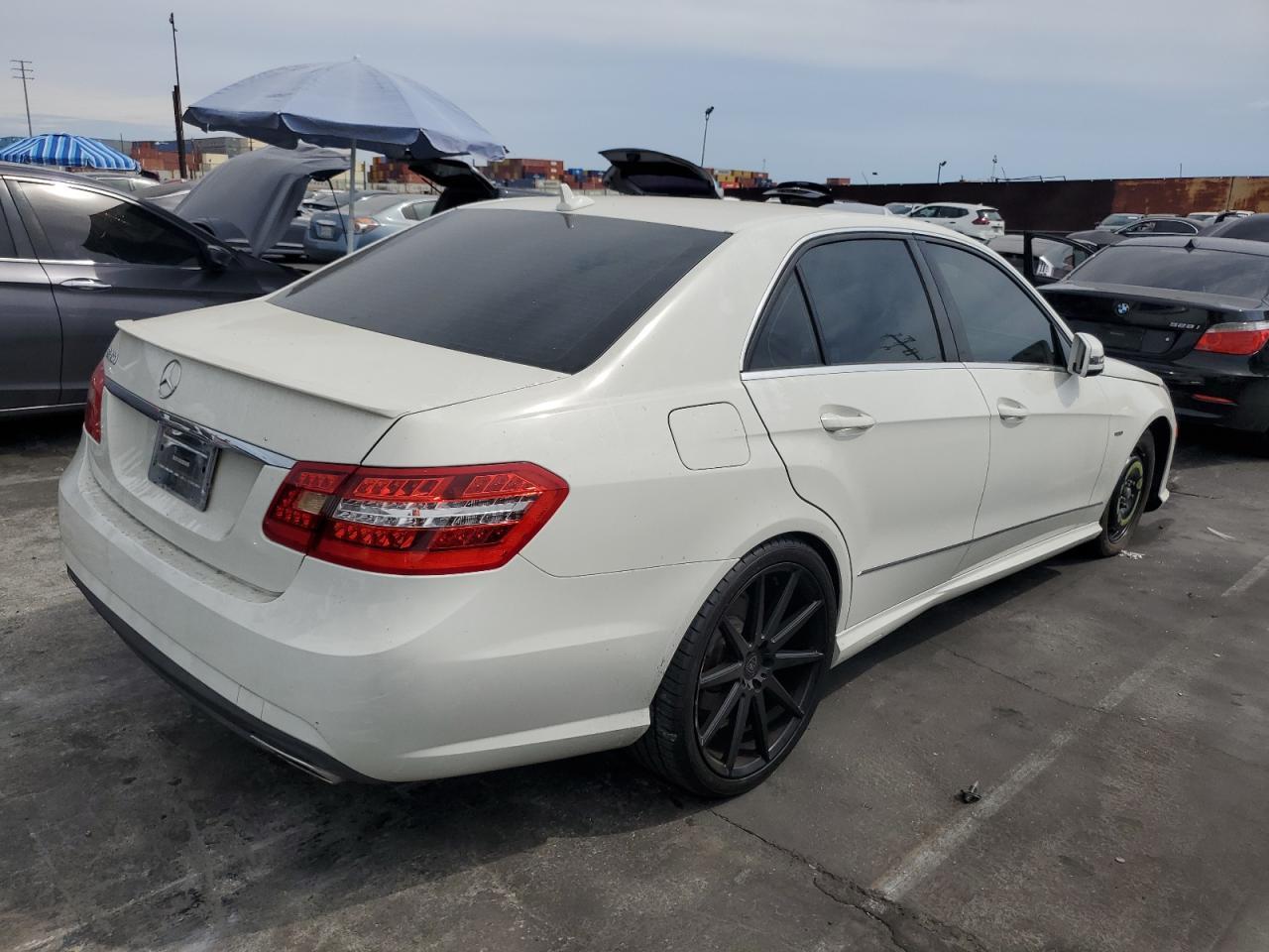 2012 MERCEDES-BENZ E-Class