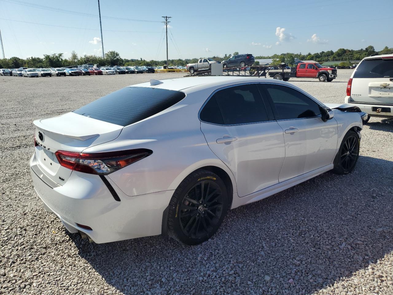 2023 TOYOTA CAMRY