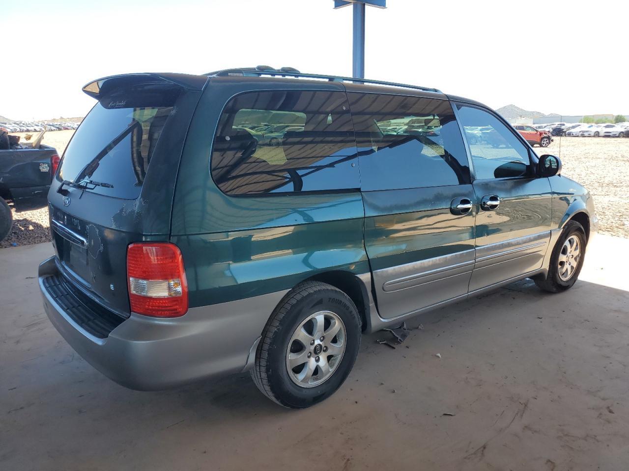 2005 KIA SEDONA