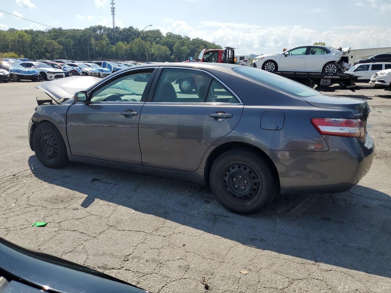 2011 TOYOTA CAMRY