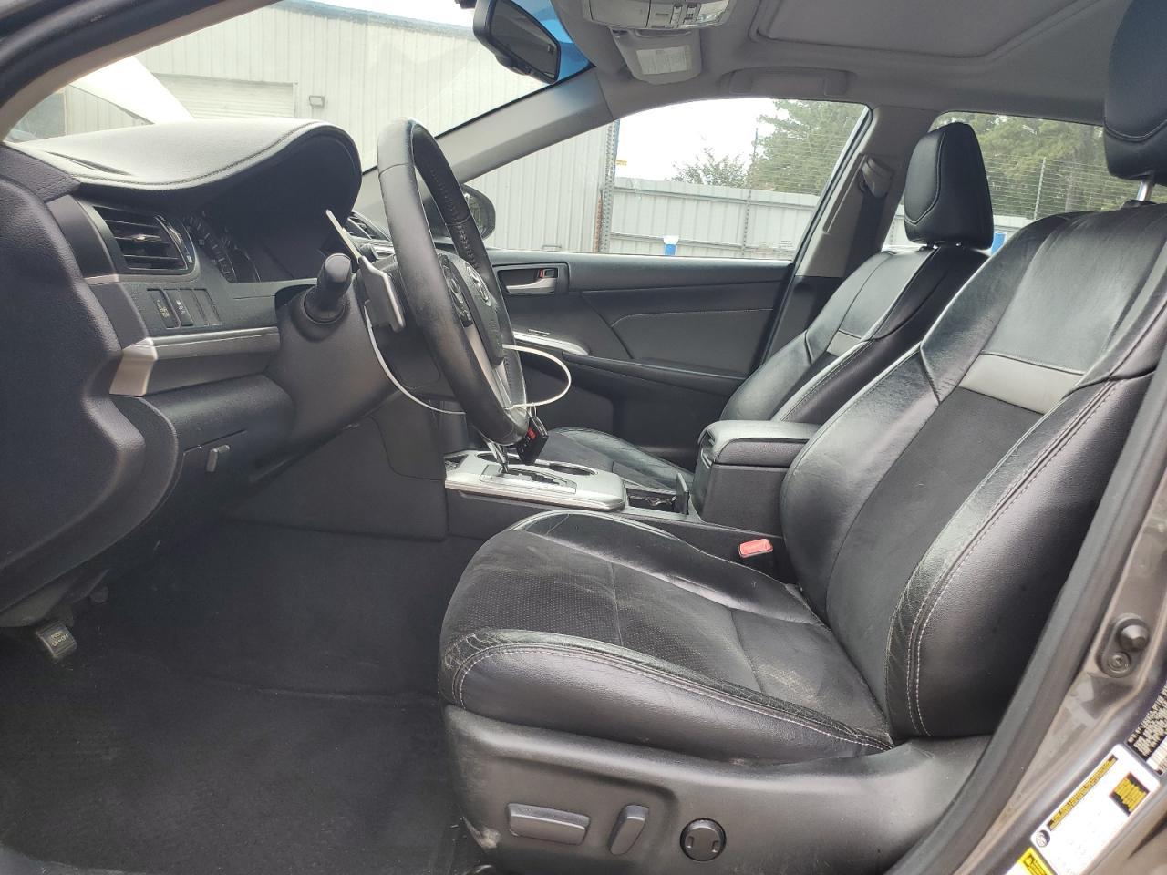 2014 TOYOTA CAMRY