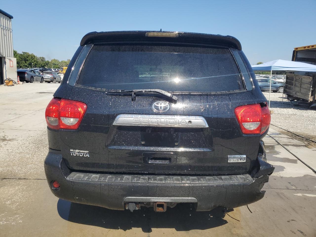 2010 TOYOTA Sequoia
