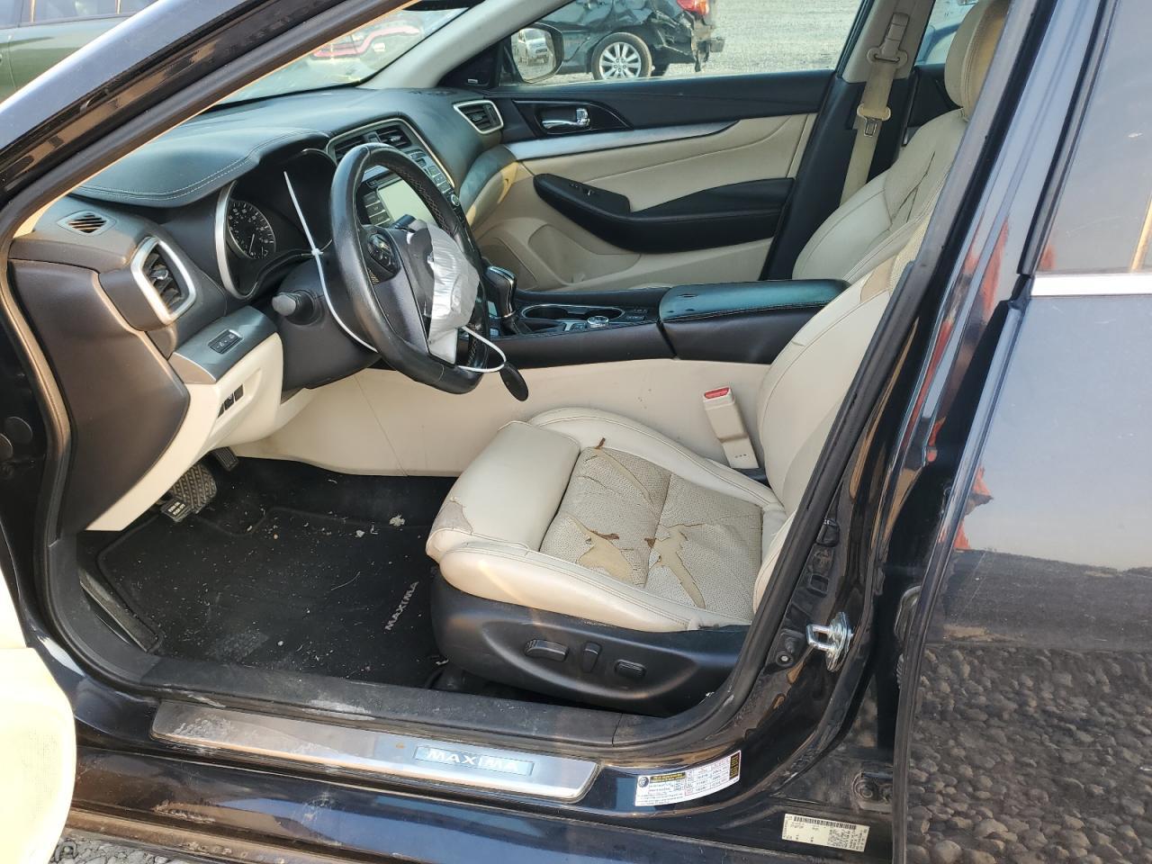 2017 NISSAN Maxima