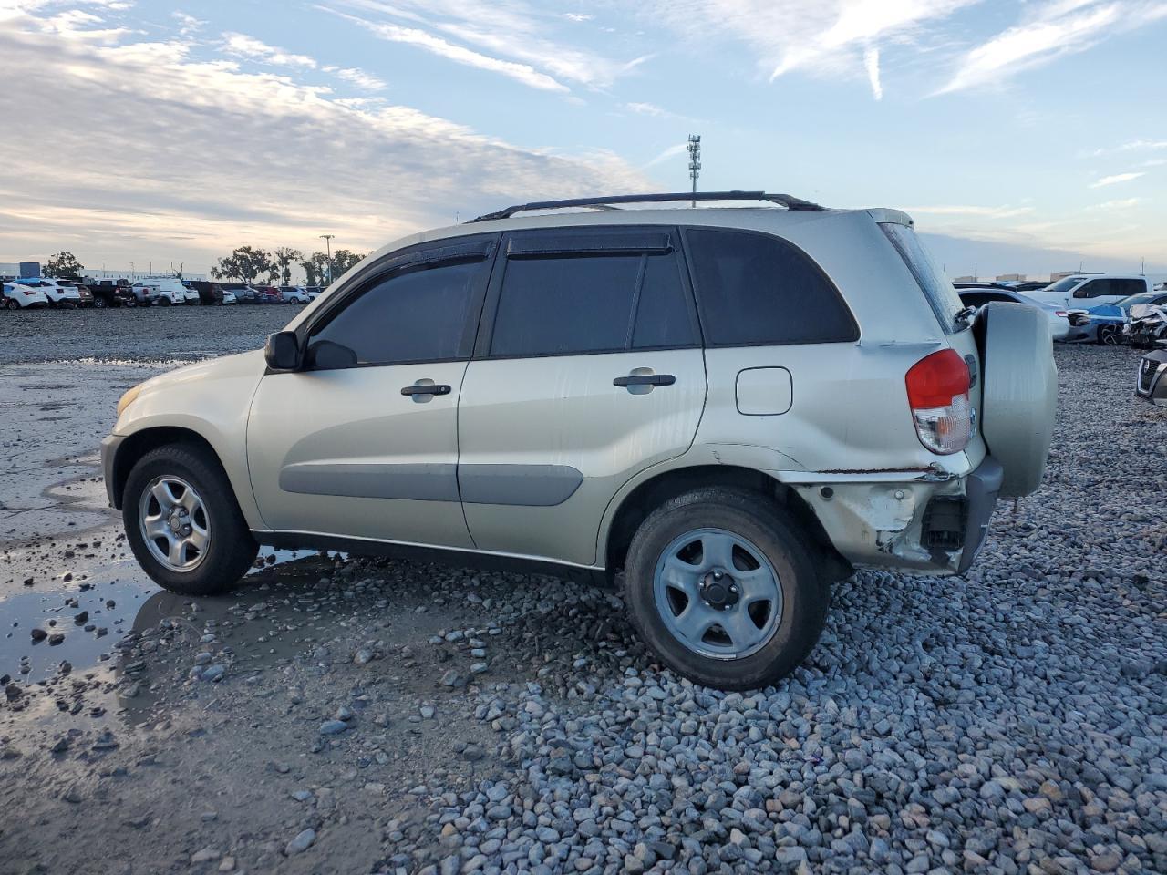 2002 TOYOTA RAV4