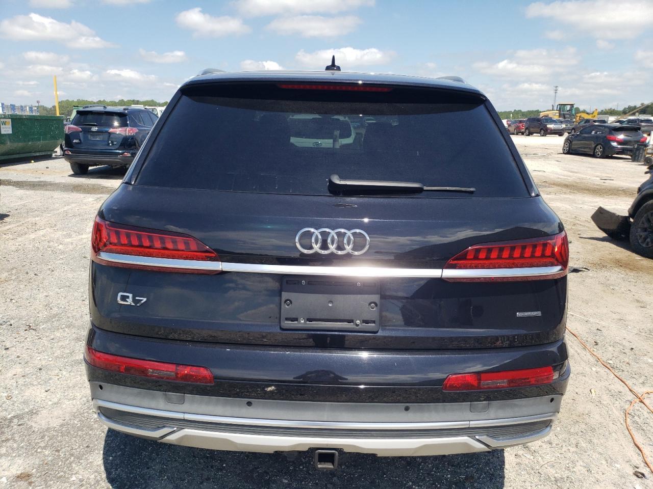 2021 AUDI Q7