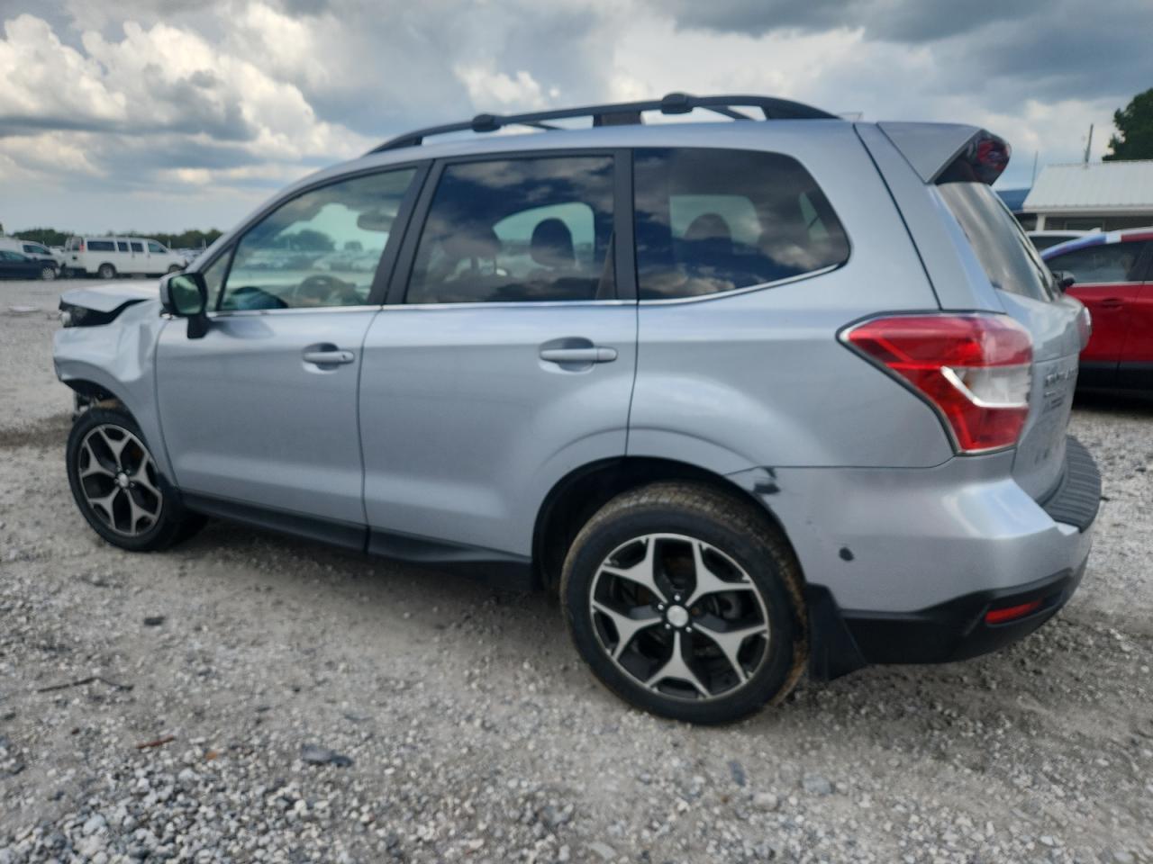 2016 SUBARU FORESTER