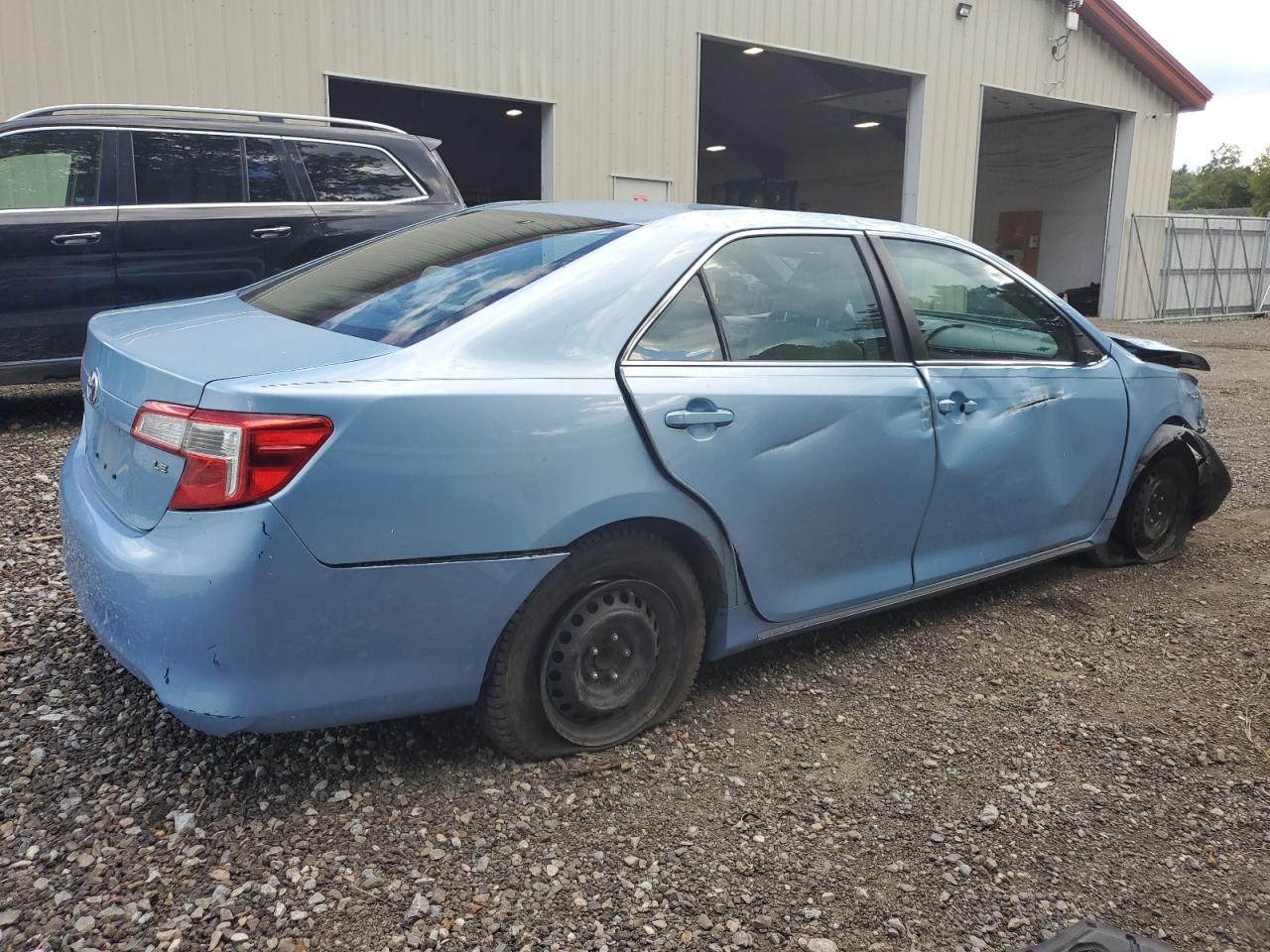 2013 TOYOTA CAMRY