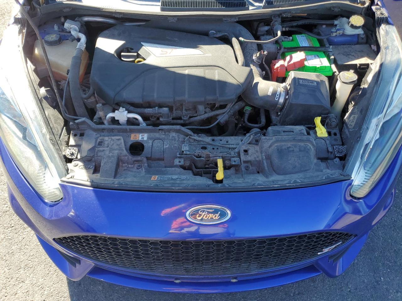 2015 FORD Fiesta