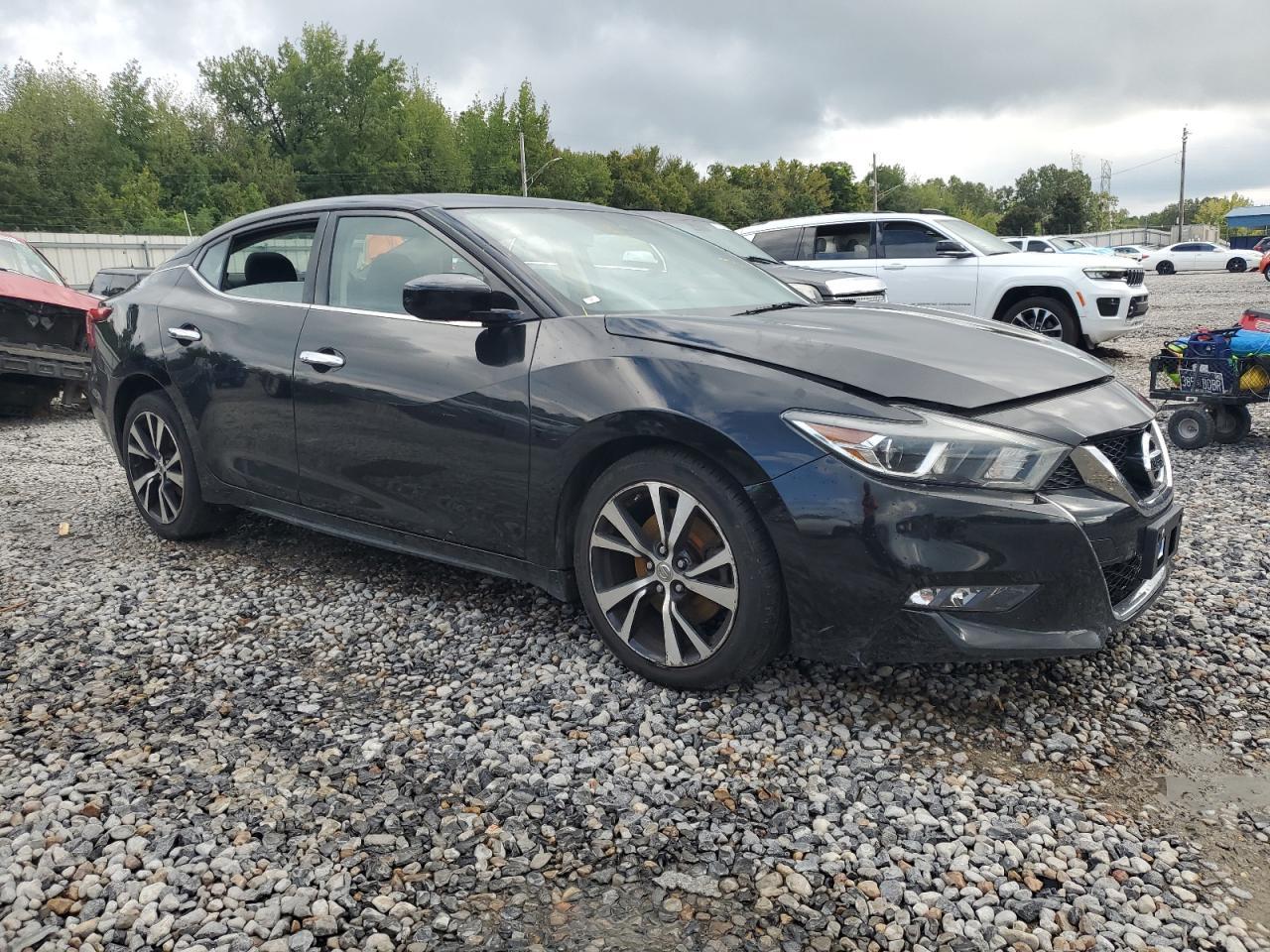 2018 NISSAN Maxima