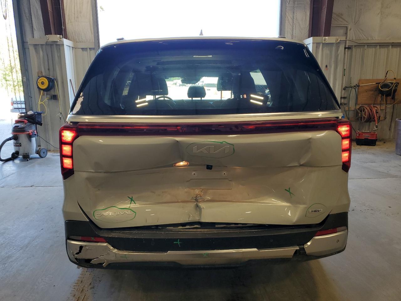 2025 KIA Carnival