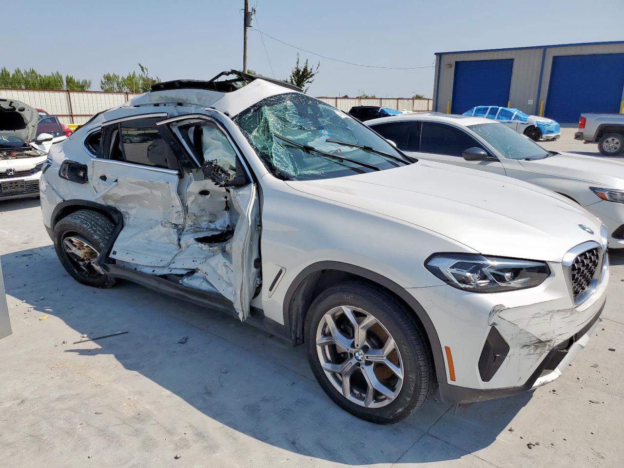 2022 BMW X4