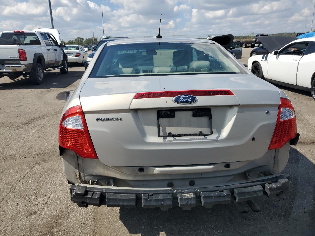 2010 FORD FUSION