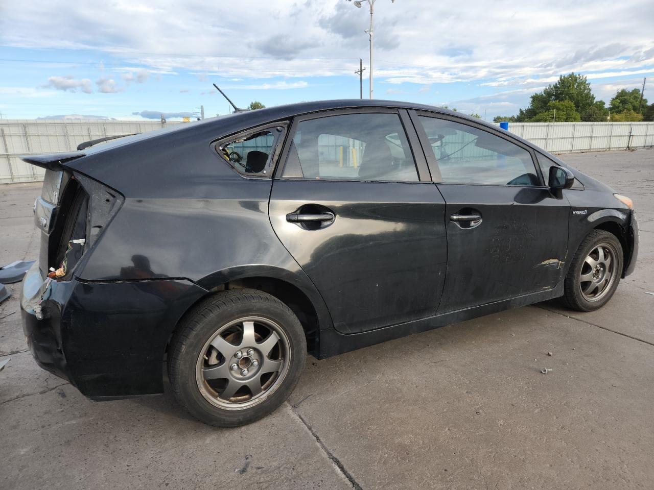 2011 TOYOTA PRIUS
