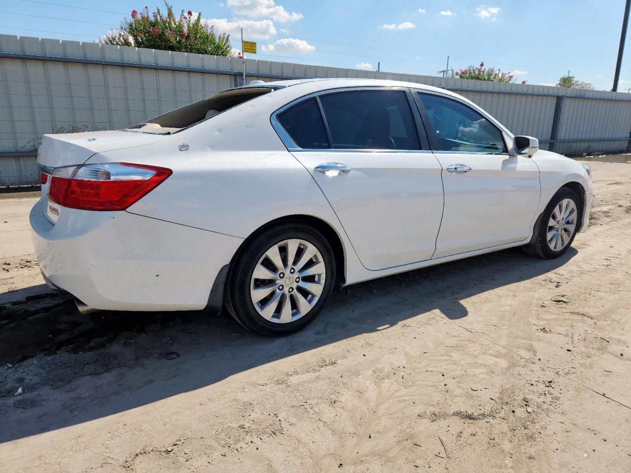 2015 HONDA ACCORD