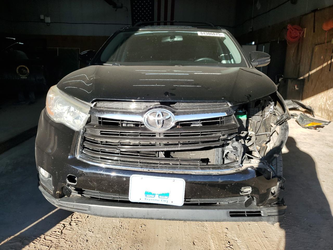2014 TOYOTA HIGHLANDER