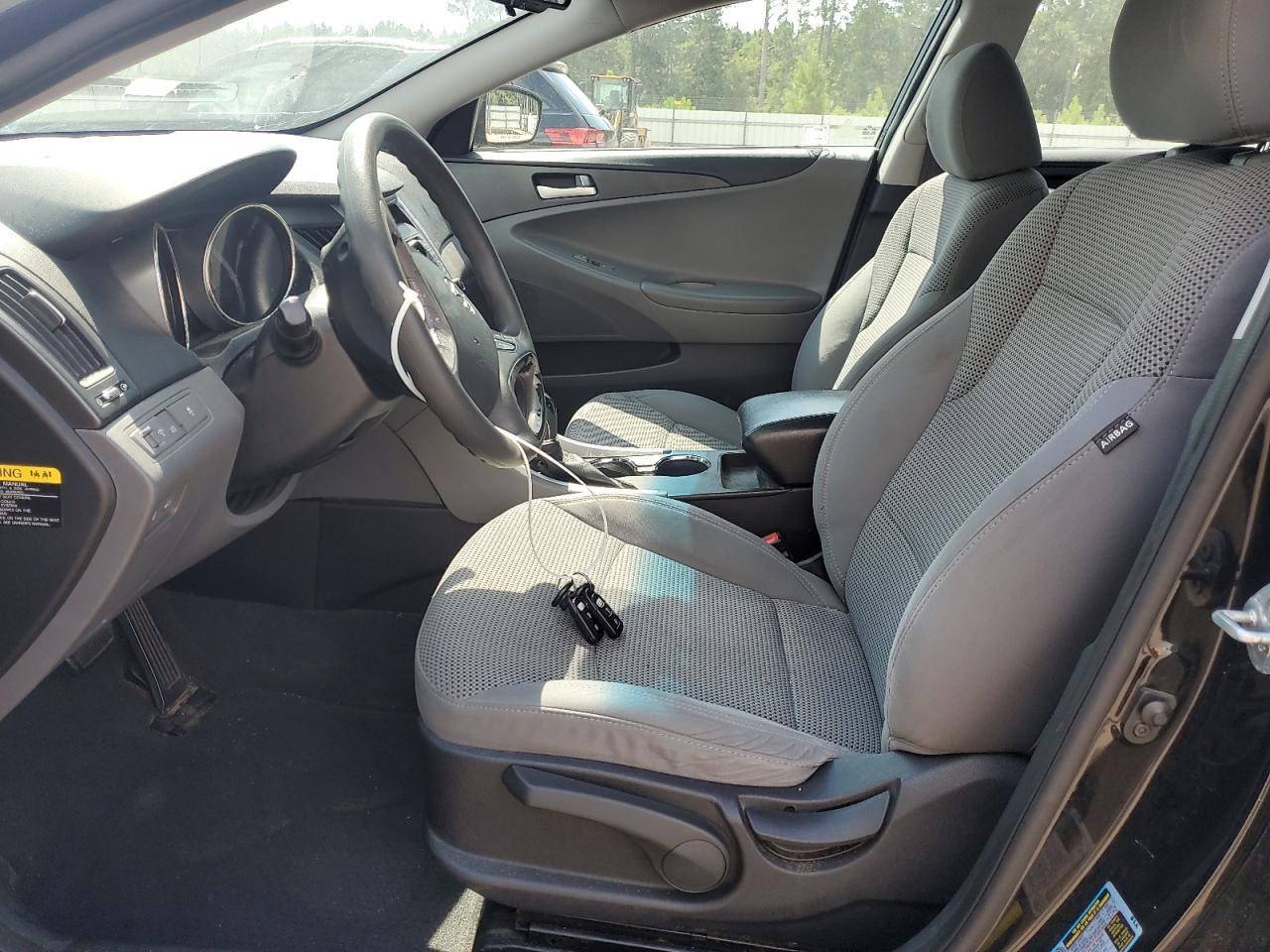 2012 HYUNDAI SONATA
