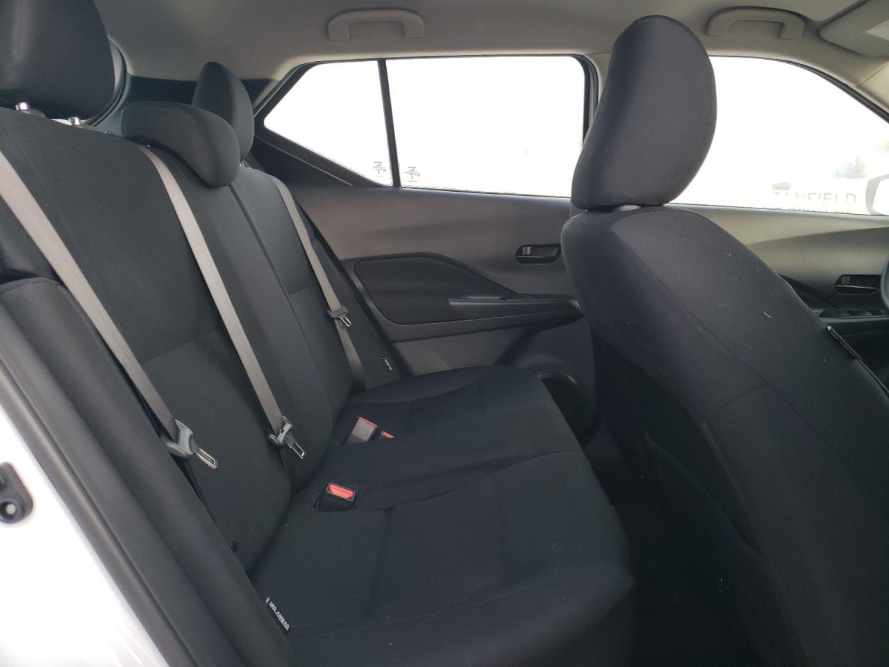 2024 NISSAN KICKS
