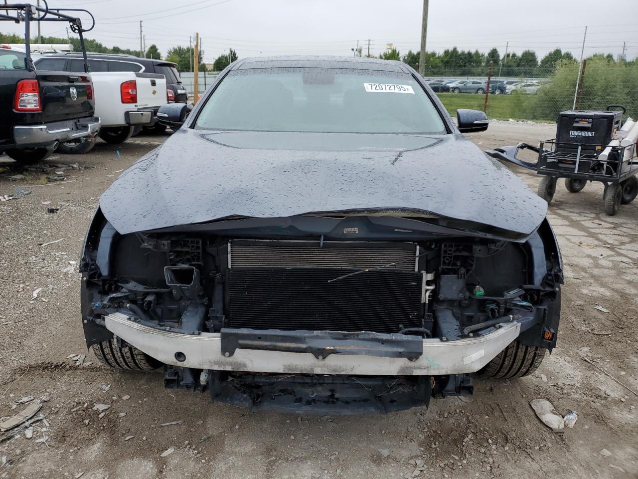 2015 HYUNDAI GENESIS