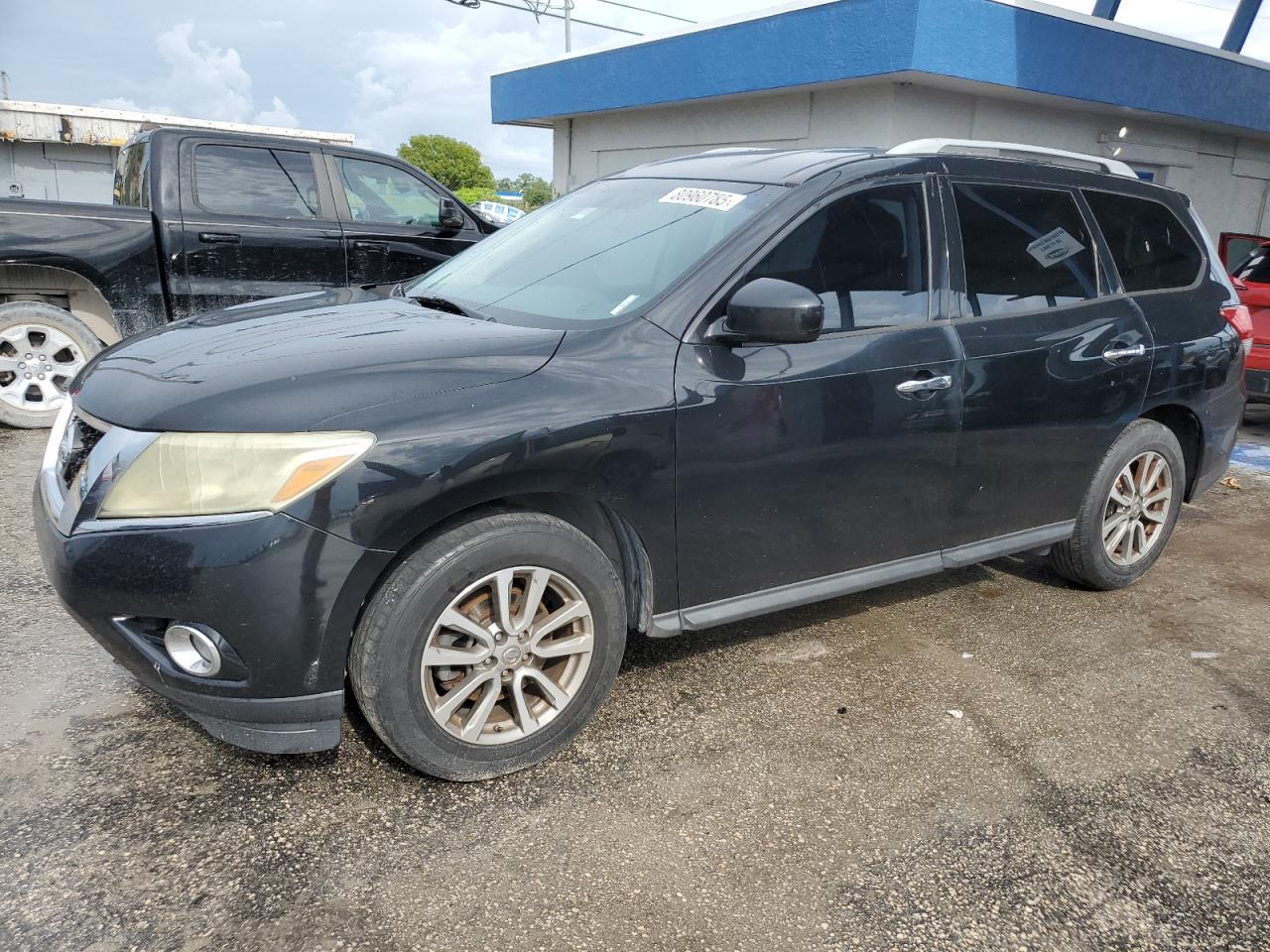 2016 NISSAN PATHFINDER