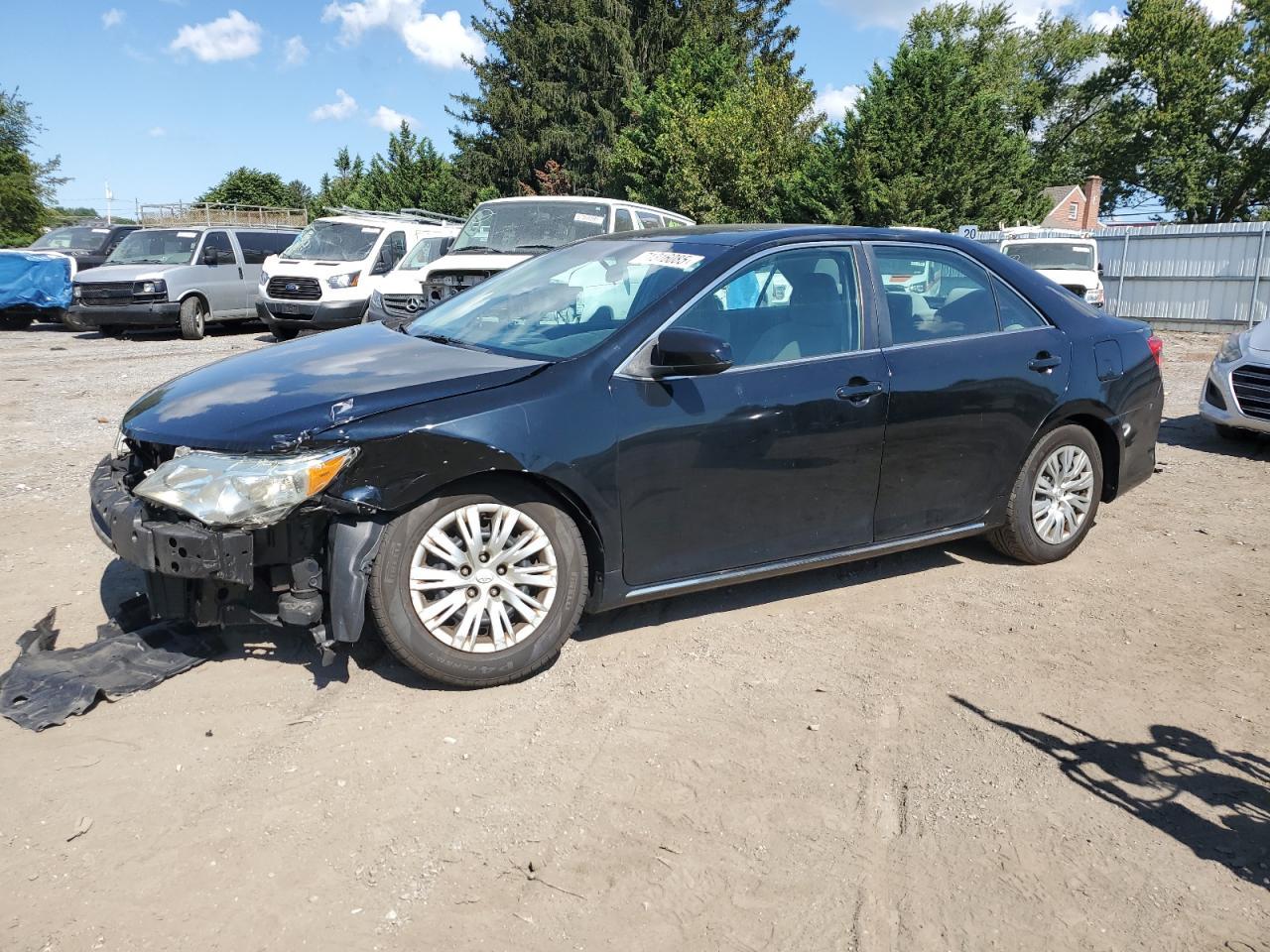 2014 TOYOTA CAMRY