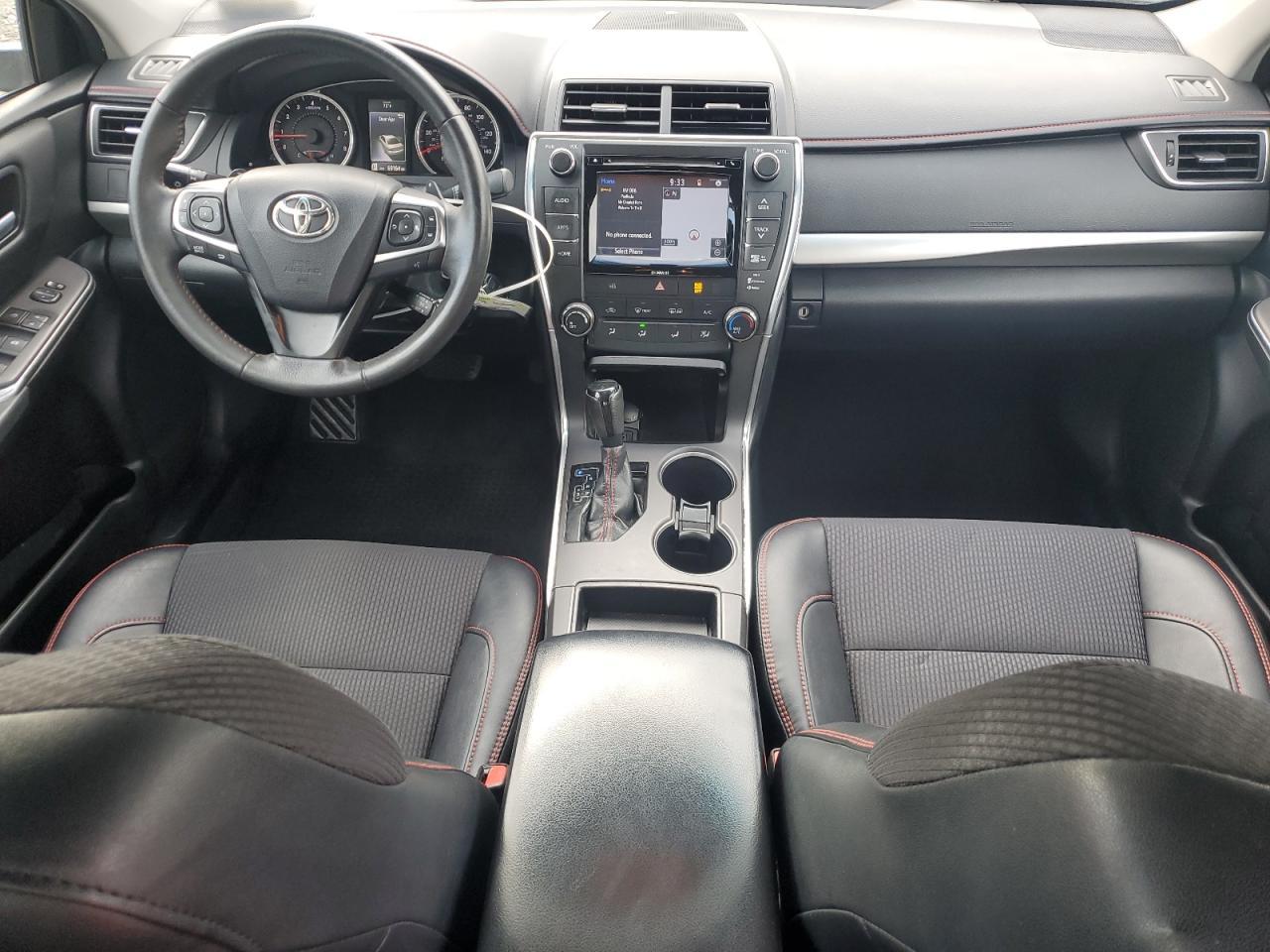 2016 TOYOTA CAMRY