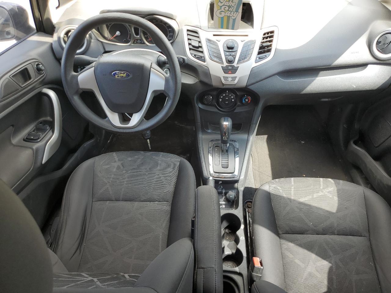 2013 FORD Fiesta