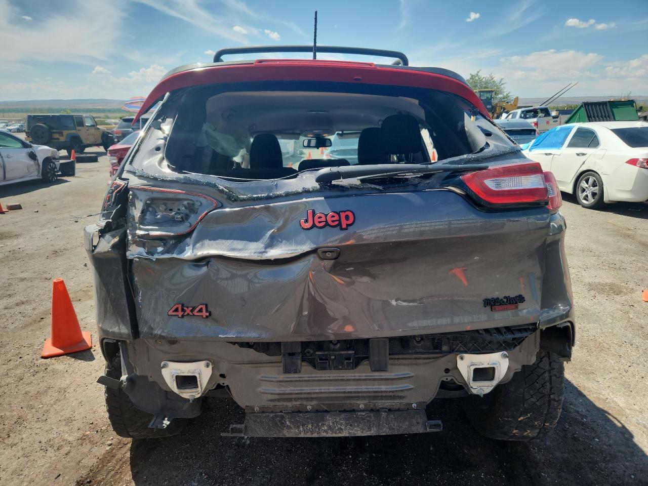 2018 JEEP CHEROKEE