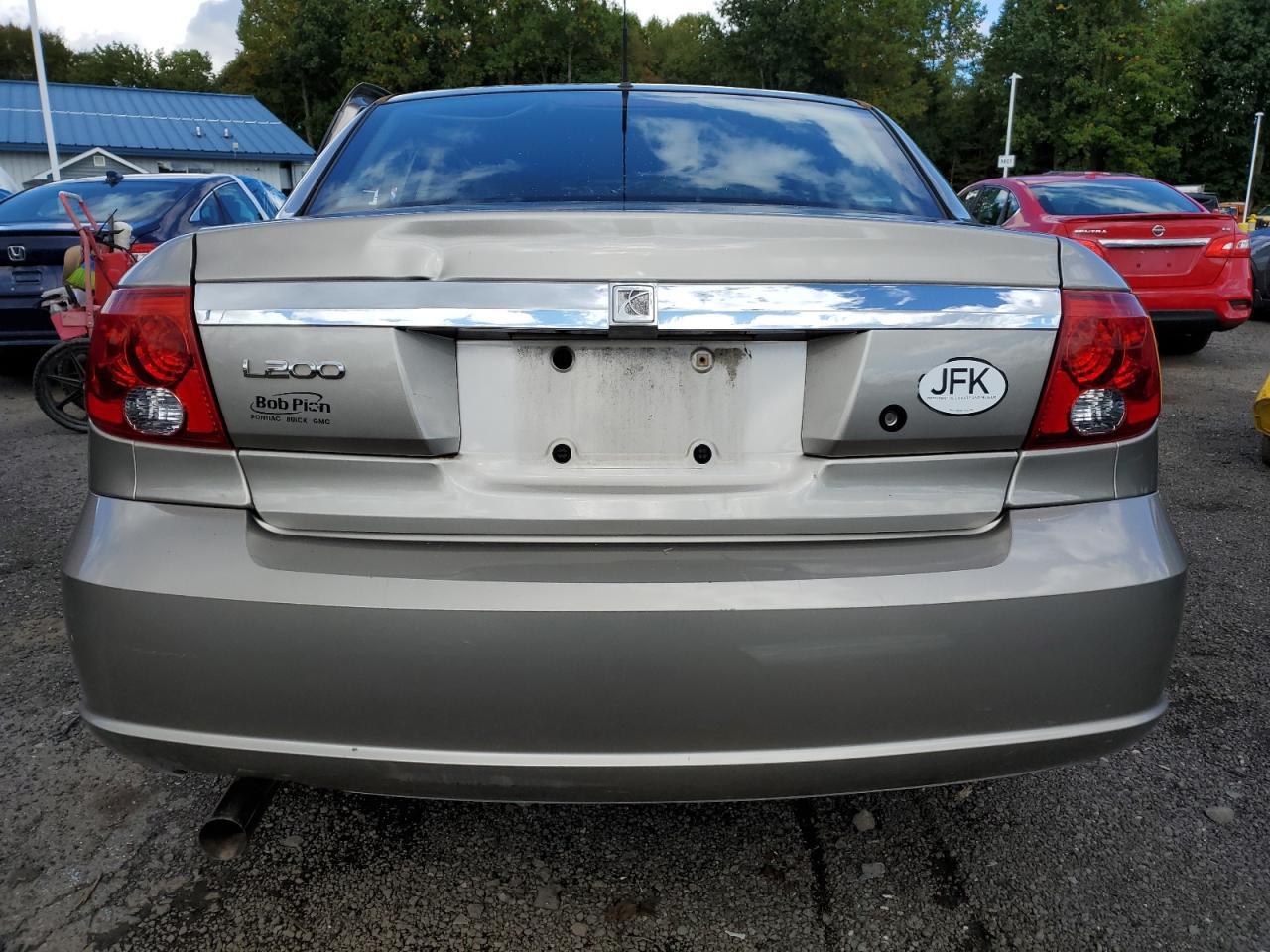 2003 SATURN L200