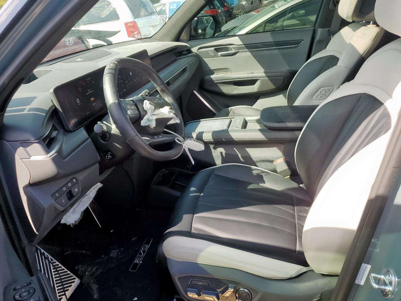 2024 KIA EV9