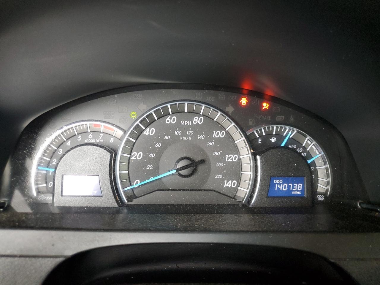 2014 TOYOTA CAMRY