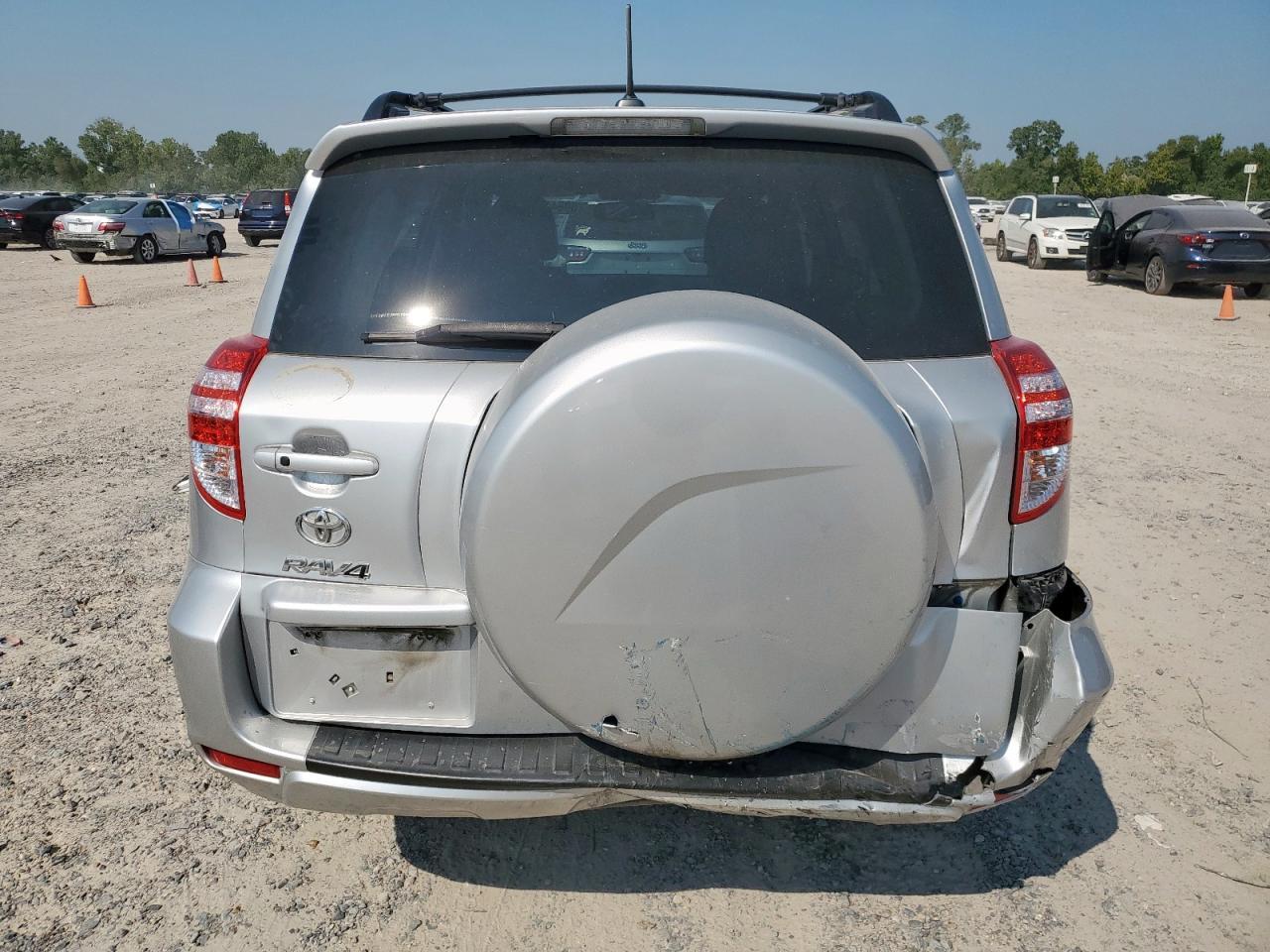 2011 TOYOTA RAV4