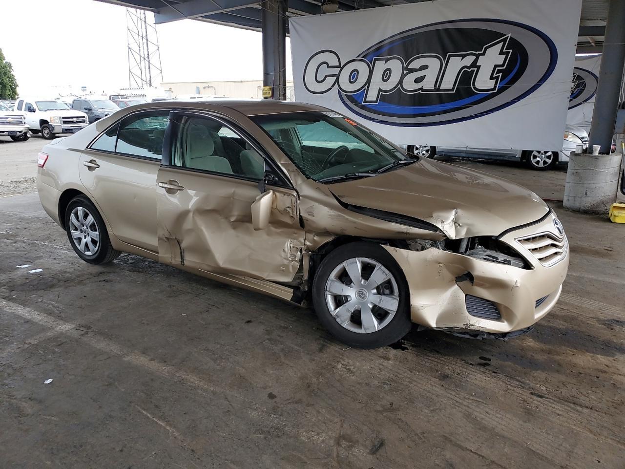 2011 TOYOTA CAMRY